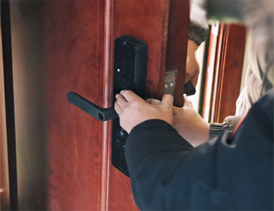 海伦24小时上门开锁公司